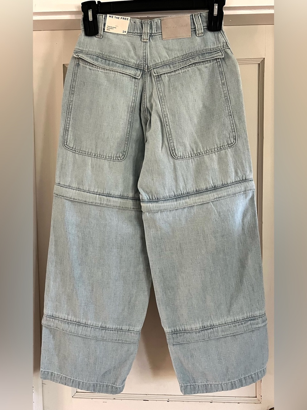 Free People We The Free Trailblazer Convertible Zip Jeans Size 24 NWT - Picture 5 of 16